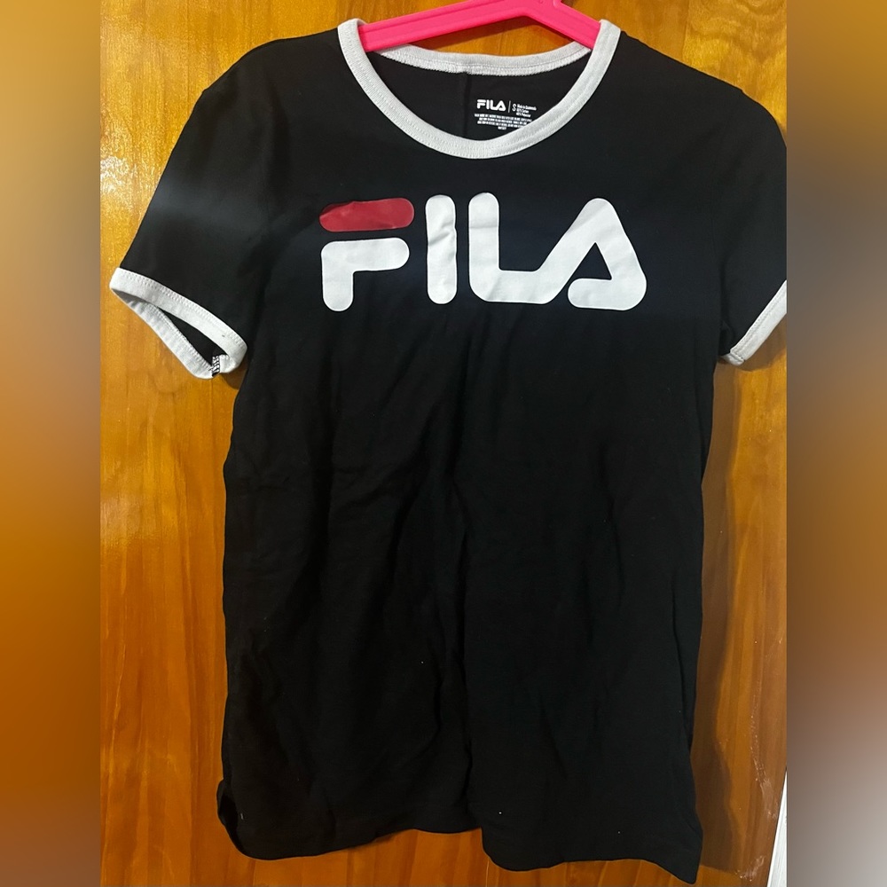 Black white and red t-shirt